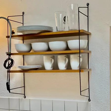 Remise Mit Kostenlosem Parkplatz Direkt Vor Der Tuer