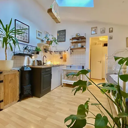 Apartment Remise Mit Kostenlosem Parkplatz Direkt Vor Der Tuer *