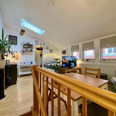 Apartment Remise Mit Kostenlosem Parkplatz Direkt Vor Der Tuer *