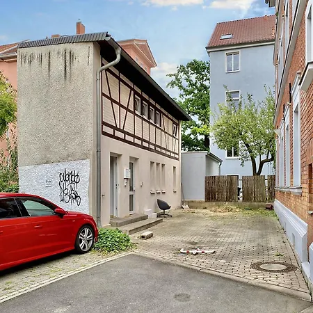 Apartment Remise Mit Kostenlosem Parkplatz Direkt Vor Der Tuer *