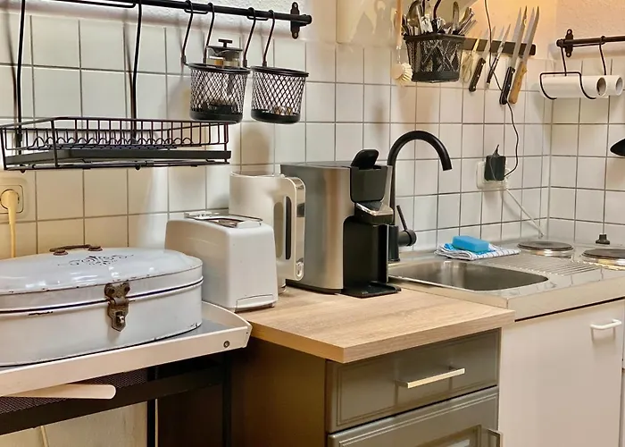 Remise Mit Kostenlosem Parkplatz Direkt Vor Der Tuer Apartamento *