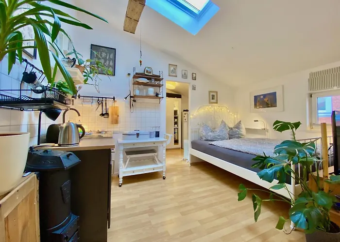 Remise Mit Kostenlosem Parkplatz Direkt Vor Der Tuer Erfurt