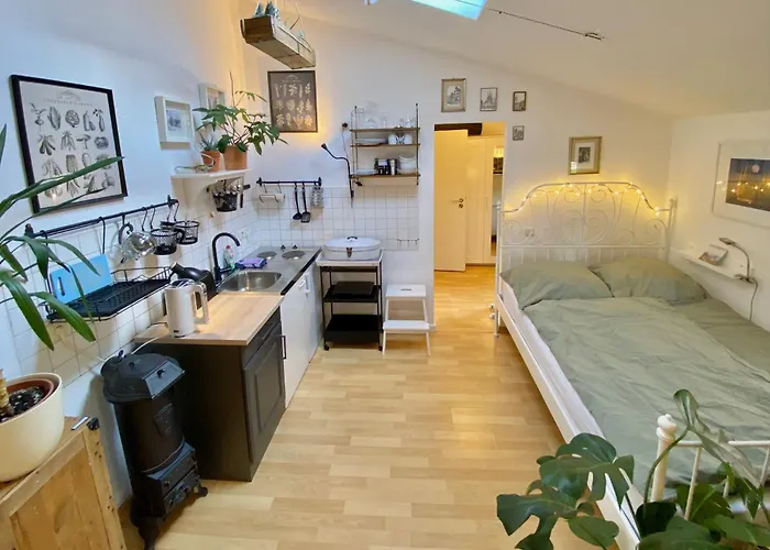 Remise Mit Kostenlosem Parkplatz Direkt Vor Der Tuer Apartamento