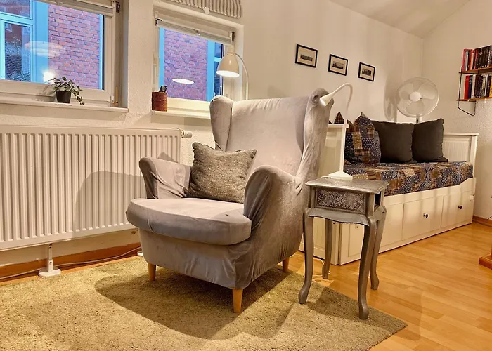 Remise Mit Kostenlosem Parkplatz Direkt Vor Der Tuer *